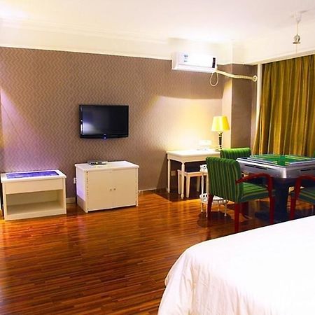 New Zhongxun Business Hotel 岳阳 外观 照片