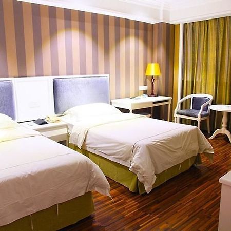 New Zhongxun Business Hotel 岳阳 外观 照片