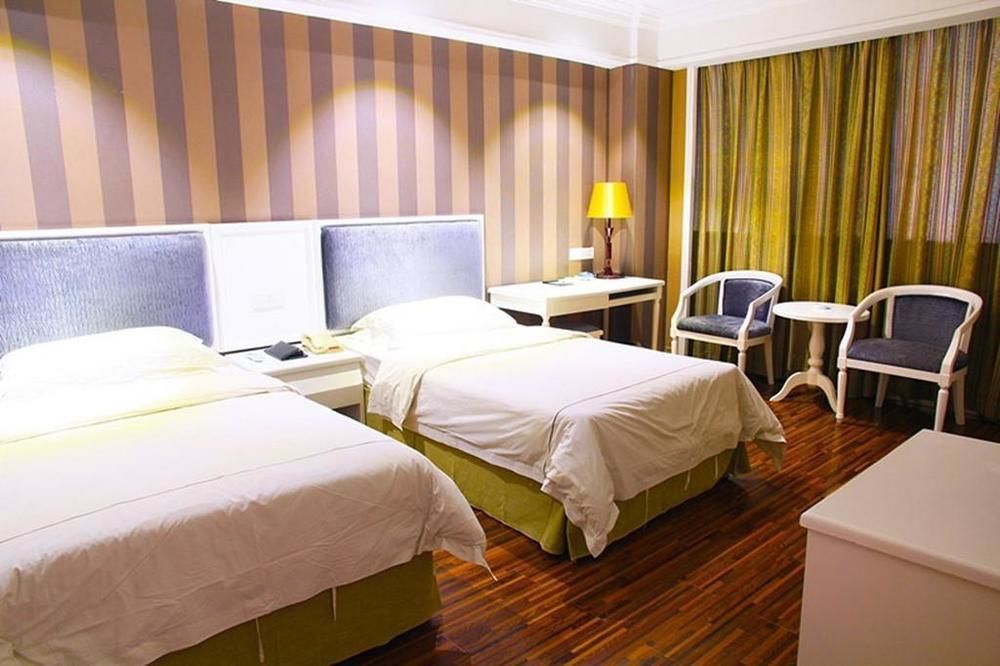 New Zhongxun Business Hotel 岳阳 外观 照片